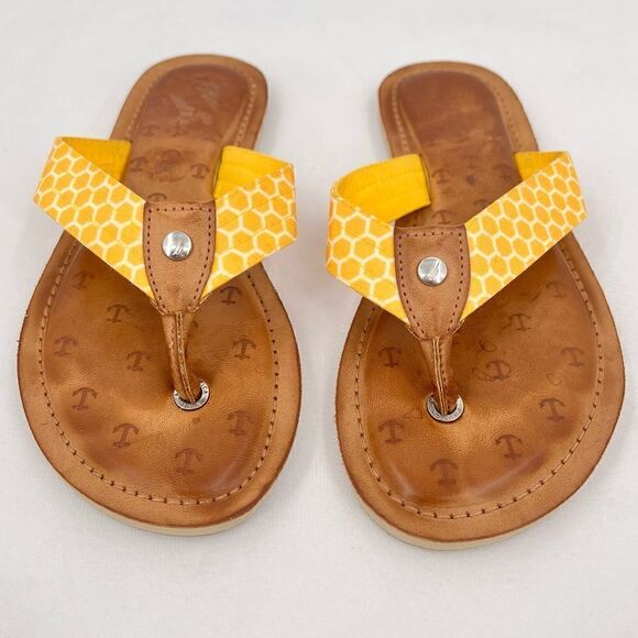 Nautica Gulf Breeze Yellow Honeycomb Fabric Straps Flip Flop Sandal Size 7 - Picture 2 of 9